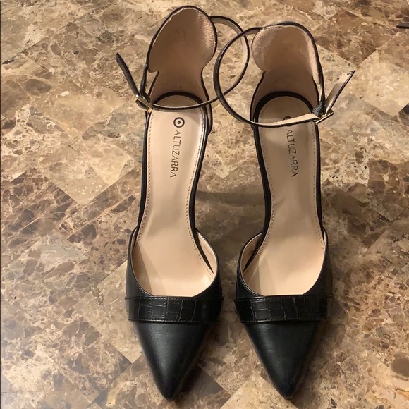 Altuzarra for Target black strappy pumps - Picture 2 of 6